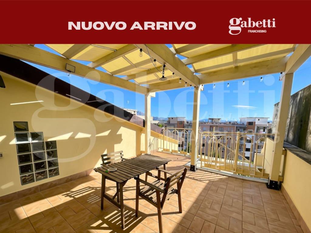 casa indipendente in vendita a Gaeta in zona Porto Salvo