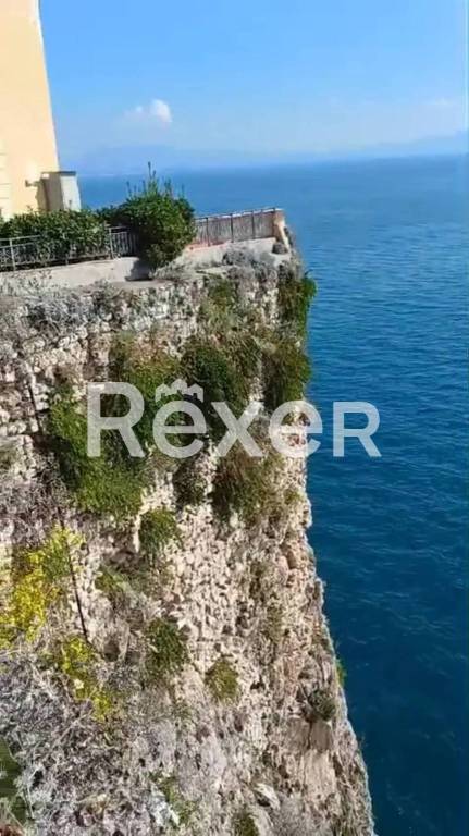 appartamento in vendita a Gaeta in zona Porto Salvo