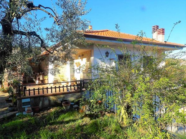 casa indipendente in vendita ad Itri