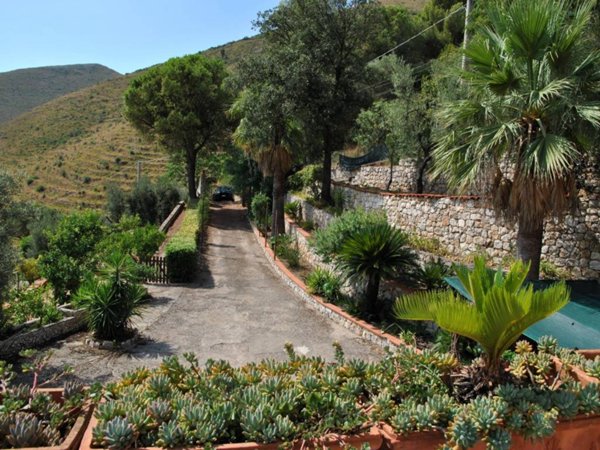 casa indipendente in vendita ad Itri