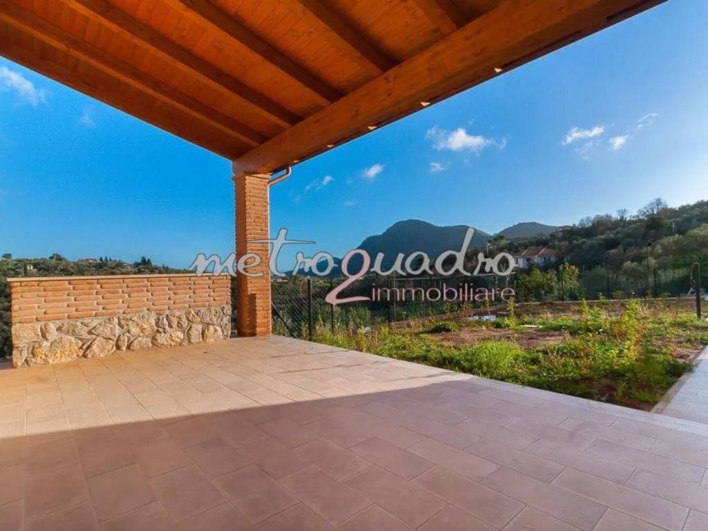 casa indipendente in vendita ad Itri