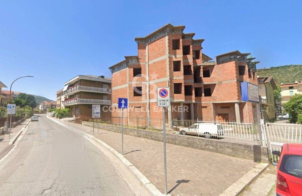 negozio in vendita ad Itri