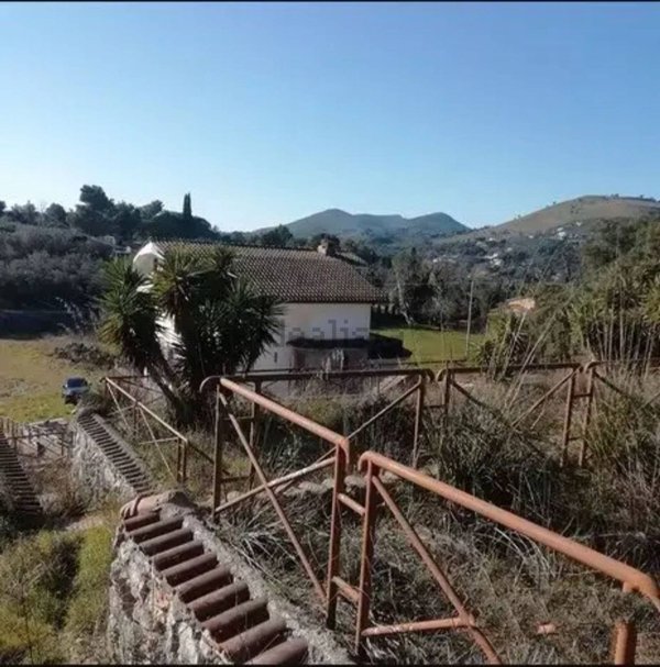 casa indipendente in vendita ad Itri