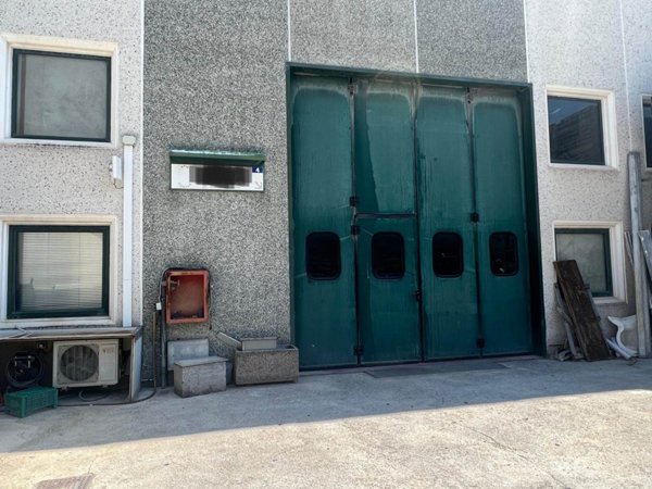 locale commerciale in vendita ad Itri