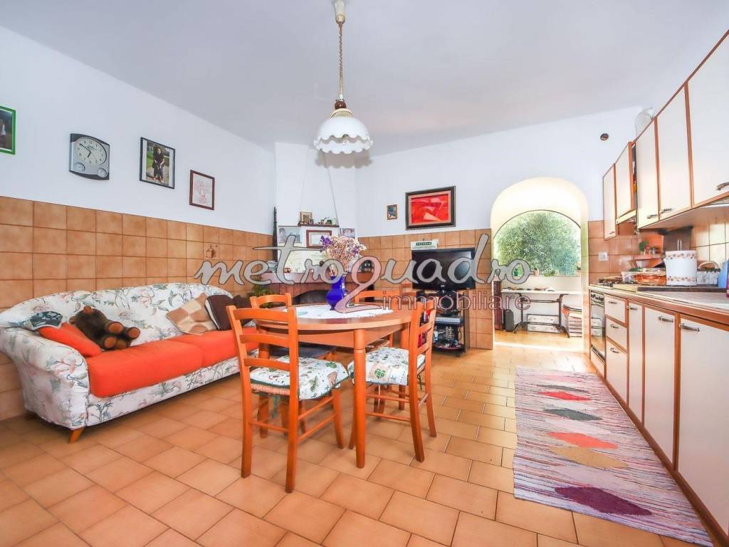 casa indipendente in vendita ad Itri