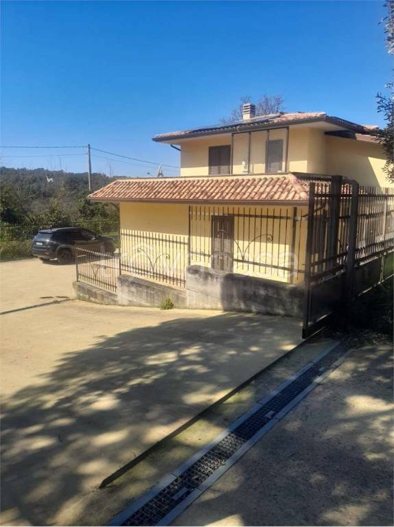 casa indipendente in vendita ad Itri
