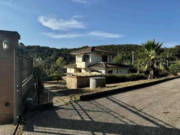 casa indipendente in vendita ad Itri