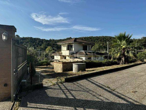 casa indipendente in vendita ad Itri