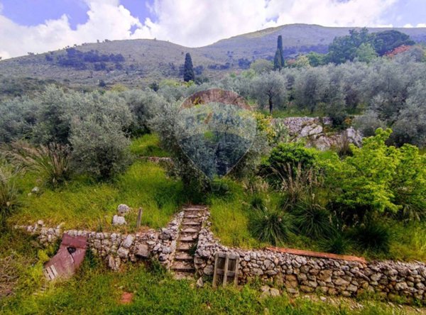 casa indipendente in vendita ad Itri