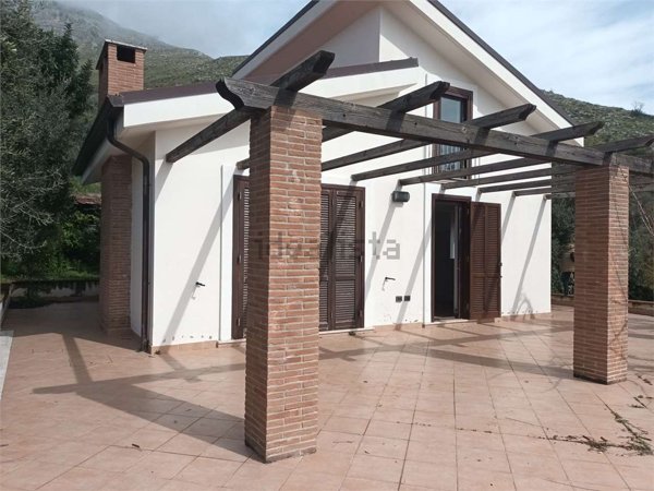 casa indipendente in vendita ad Itri