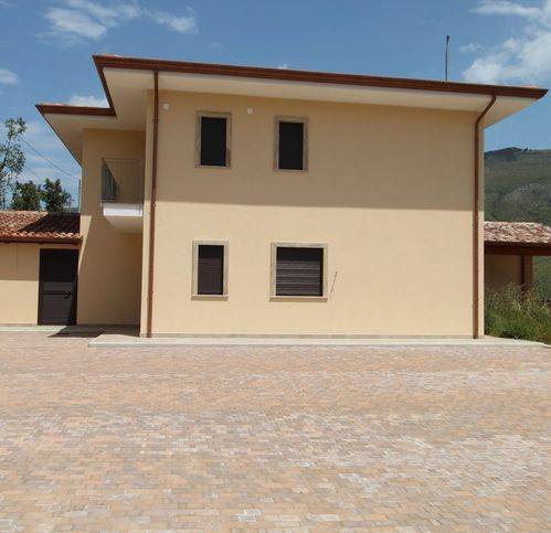 casa indipendente in vendita ad Itri