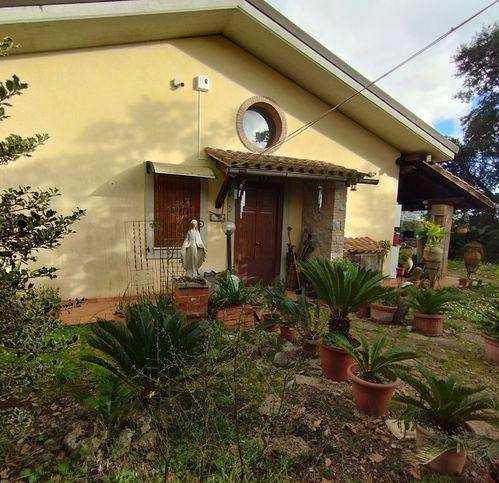 casa indipendente in vendita ad Itri