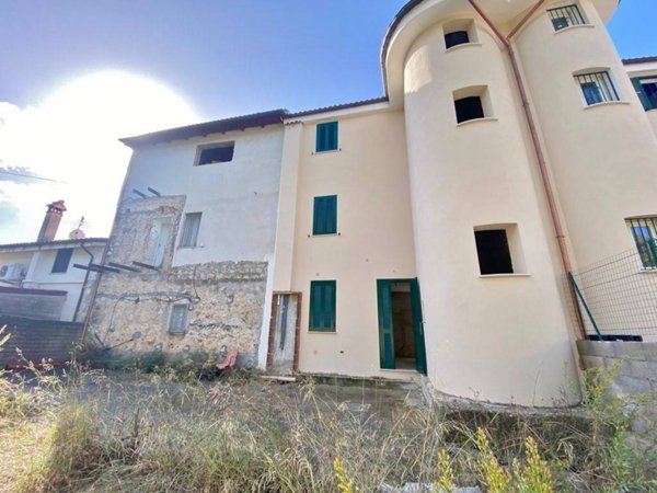 casa indipendente in vendita ad Itri