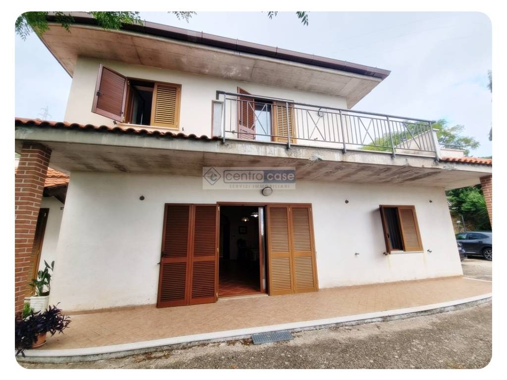 casa indipendente in vendita ad Itri