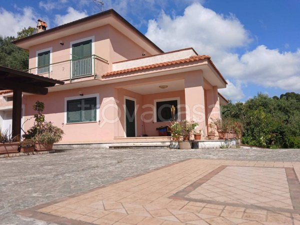 casa indipendente in vendita ad Itri