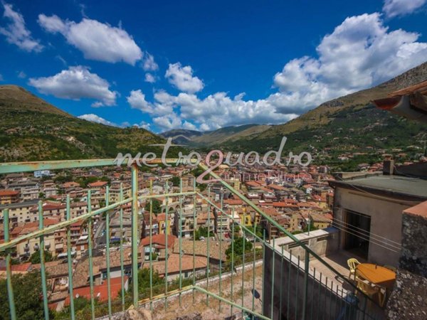 casa indipendente in vendita ad Itri