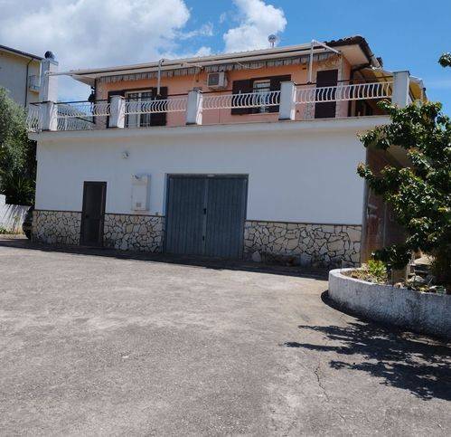 casa indipendente in vendita ad Itri