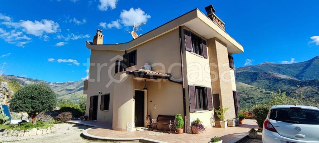 casa indipendente in vendita ad Itri