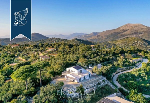 casa indipendente in vendita ad Itri