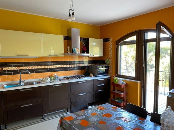 casa indipendente in vendita ad Itri