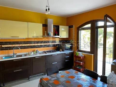 casa indipendente in vendita ad Itri
