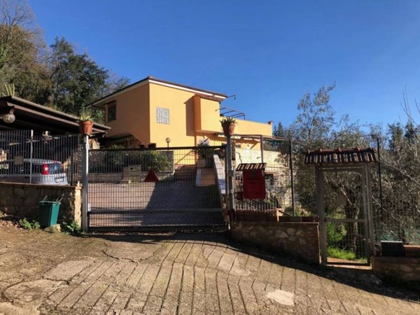 casa indipendente in vendita ad Itri