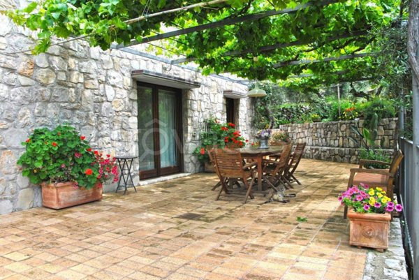 casa indipendente in vendita ad Itri