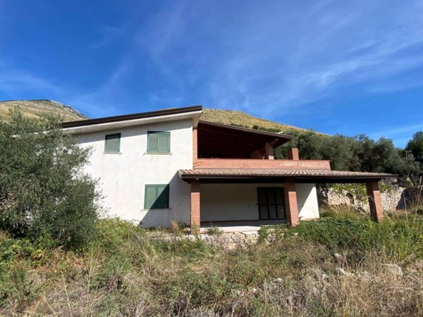 casa indipendente in vendita ad Itri