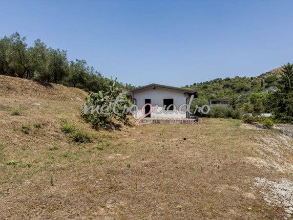casa indipendente in vendita ad Itri
