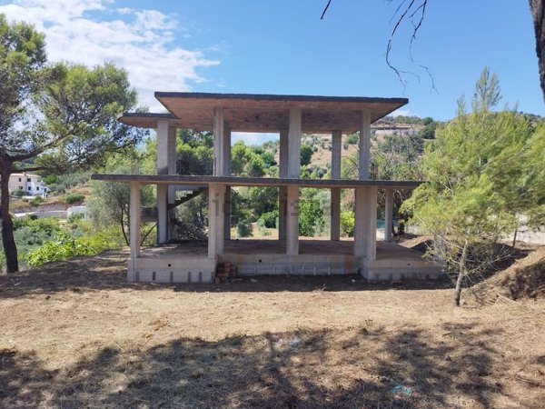 pentavano in vendita ad Itri