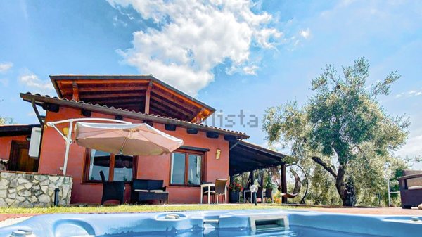 casa indipendente in vendita ad Itri