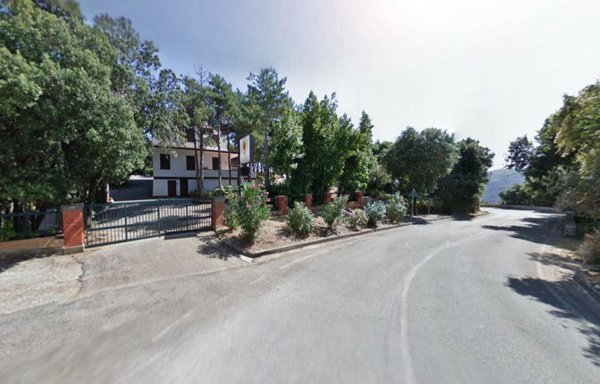 negozio in vendita ad Itri