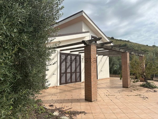 casa indipendente in vendita ad Itri