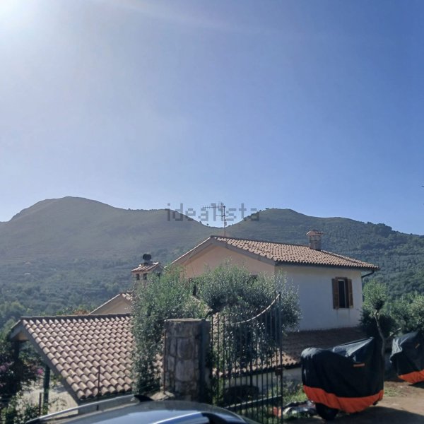 casa indipendente in vendita ad Itri