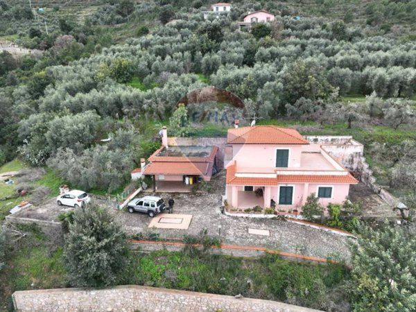 casa indipendente in vendita ad Itri