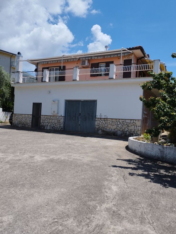 casa indipendente in vendita ad Itri