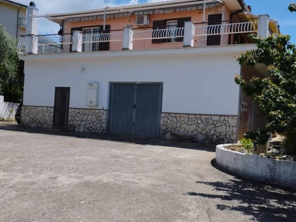 casa indipendente in vendita ad Itri