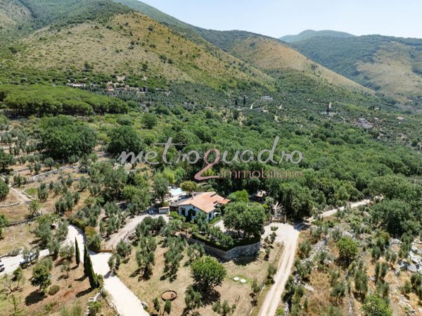 casa indipendente in vendita ad Itri