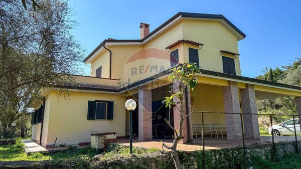 casa indipendente in vendita ad Itri