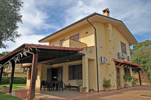 casa indipendente in vendita ad Itri