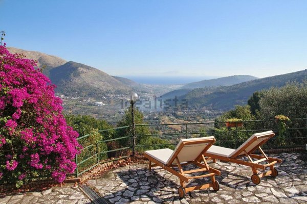 casa indipendente in vendita ad Itri