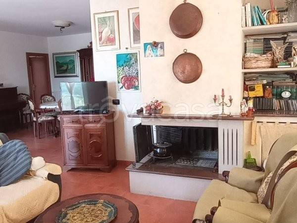 casa indipendente in vendita ad Itri