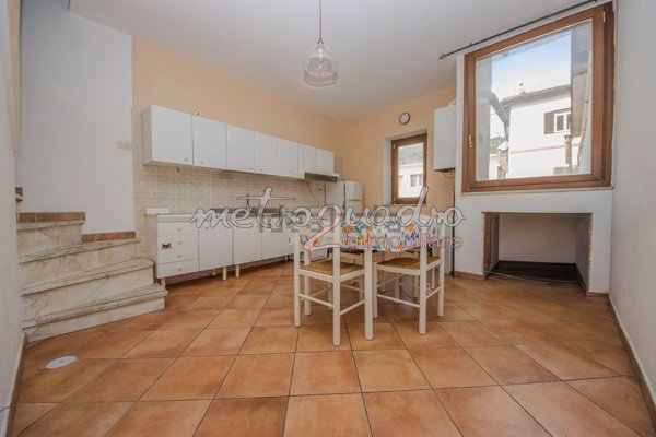 appartamento in vendita ad Itri