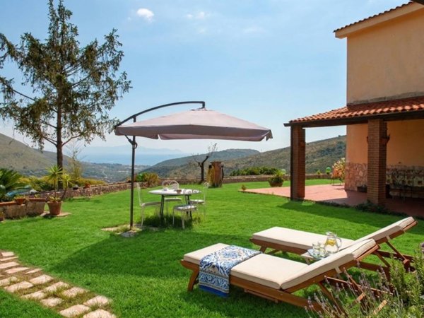 casa indipendente in vendita ad Itri