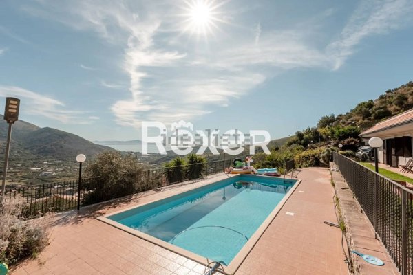 casa indipendente in vendita ad Itri