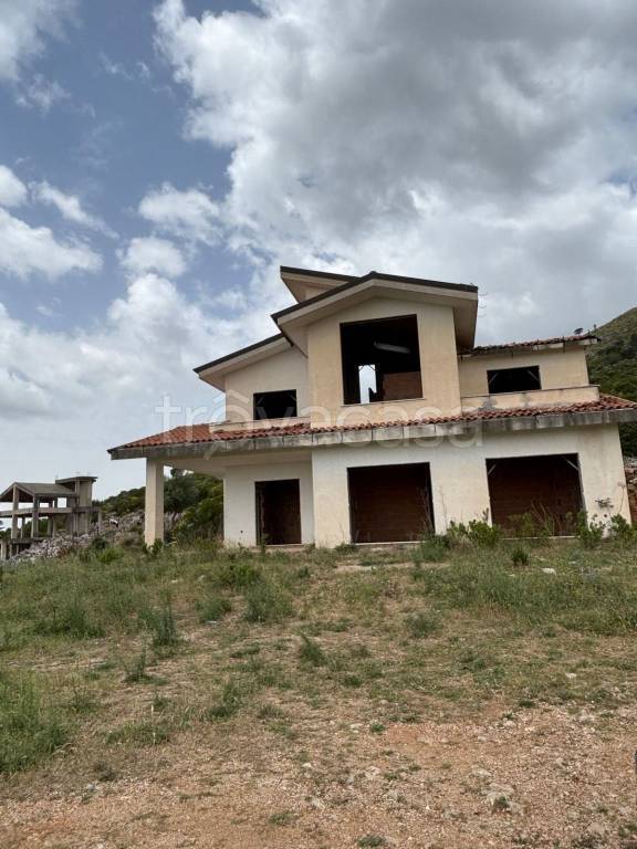 casa indipendente in vendita ad Itri