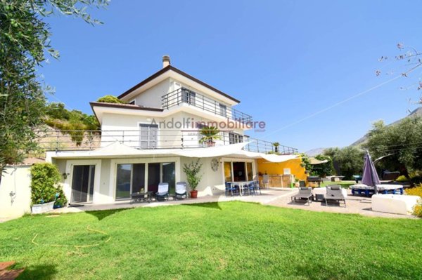 casa indipendente in vendita ad Itri