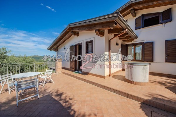 casa indipendente in vendita ad Itri