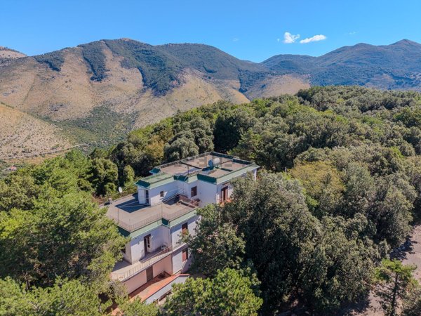 casa indipendente in vendita ad Itri