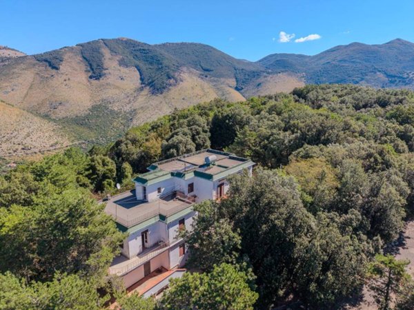 albergo in vendita ad Itri